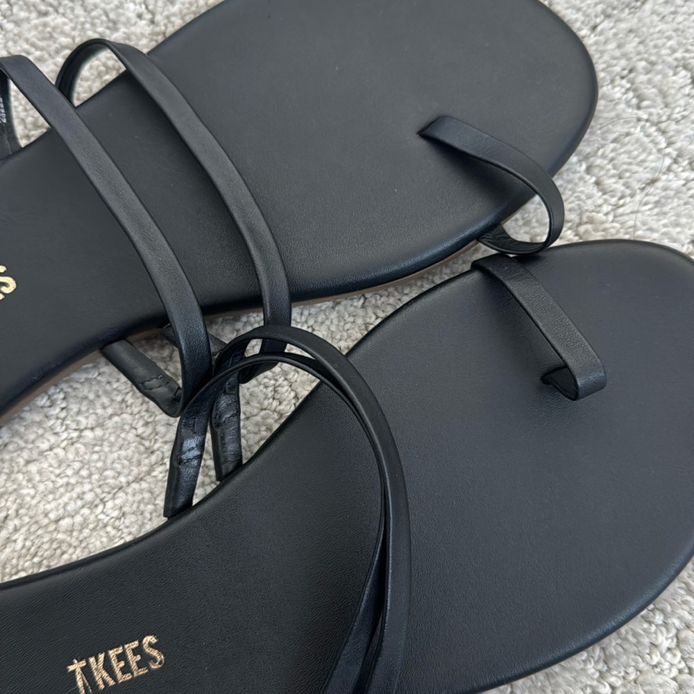 NWOT TKEES “Gemma” Sandals black slip on slide strappy - Picture 5 of 9